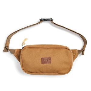 NWT Britton Hip Pack